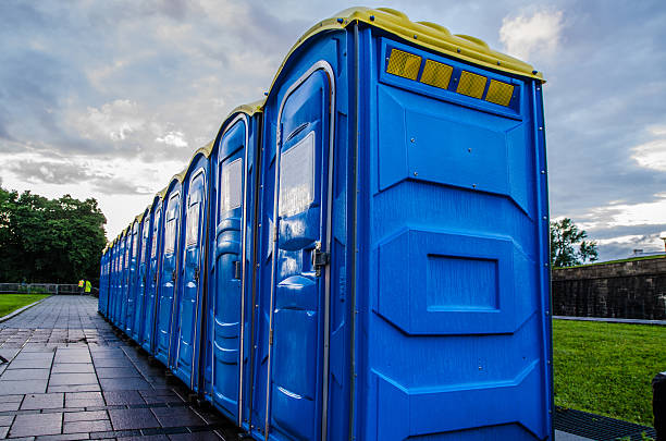 Best Luxury portable toilet rental  in Glenville, CT
